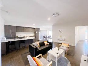 Luxury New Home-Beach-CBD Park
